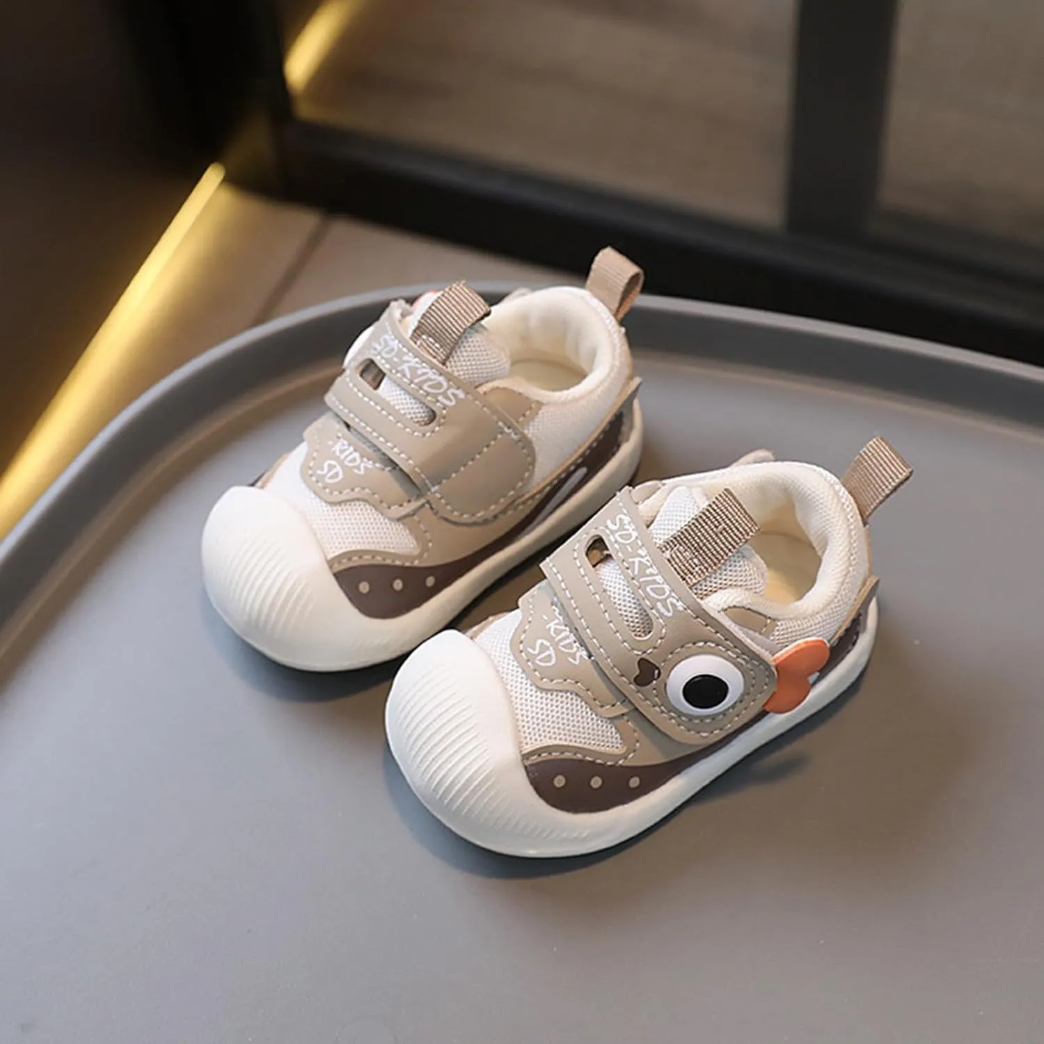 Baby Infant First Walking Sneakers Squeaky Hook Loop Non Slip First Walking Sport Shoes Toddler Newborn Breathable Casual