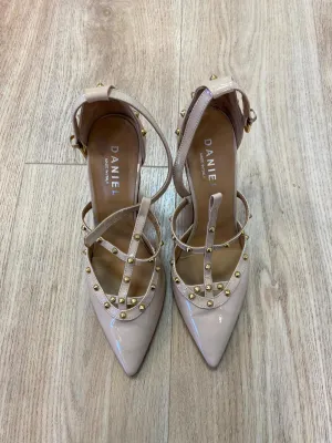 Nude patent kitten heels with studs, Daniel, Size 7
