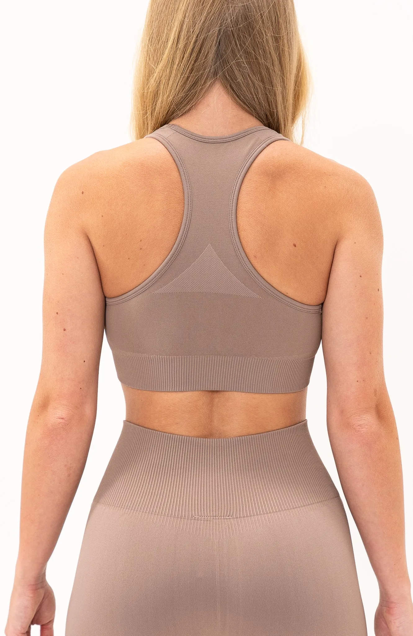 Unlimited Seamless Shorts & Sports Bra Set - Fawn